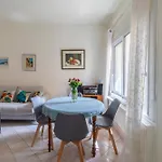Pépin Le Bref Cour Privée Wifi Proche Arènes Casa vacanze *